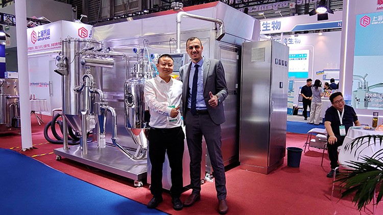 低溫閉式循環噴霧干燥機 QFN-DWBL-1